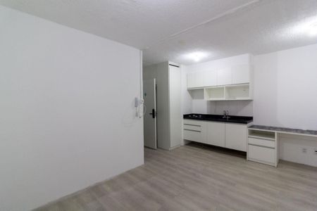 Studio para alugar com 25m², 1 quarto e sem vaga Studio para alugar com 25m², 1 quarto e sem vagaSala e Quarto