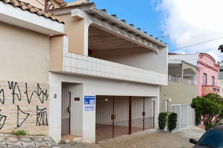 Casa para alugar com 135m², 3 quartos e 2 vagas Casa para alugar com 135m², 3 quartos e 2 vagasFachada + plaquinha