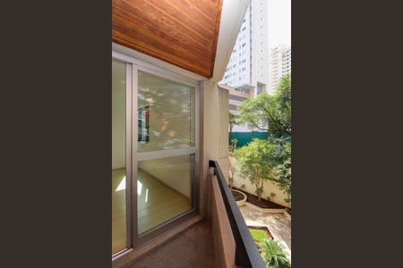 Varanda  de apartamento para alugar com 2 quartos, 80m² em Vila Andrade, São Paulo