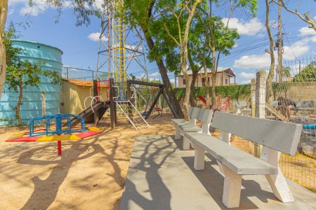 Casa de condomínio à venda com 45m², 2 quartos e 1 vaga Casa de condomínio à venda com 45m², 2 quartos e 1 vagaÁrea comum - Playground