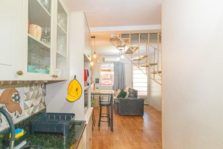Casa de condomínio à venda com 45m², 2 quartos e 1 vaga Casa de condomínio à venda com 45m², 2 quartos e 1 vagaCozinha