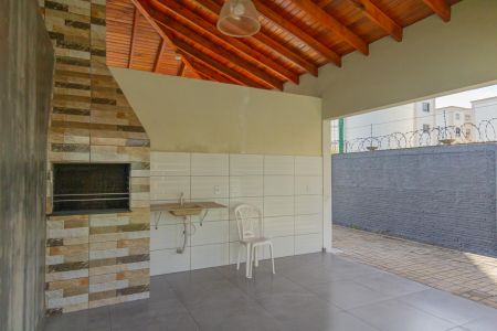 Casa de condomínio à venda com 45m², 2 quartos e 1 vaga Casa de condomínio à venda com 45m², 2 quartos e 1 vagaÁrea comum - Churrasqueira
