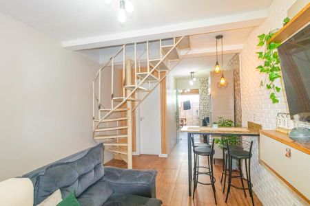 Casa de condomínio à venda com 45m², 2 quartos e 1 vaga Casa de condomínio à venda com 45m², 2 quartos e 1 vagaSala