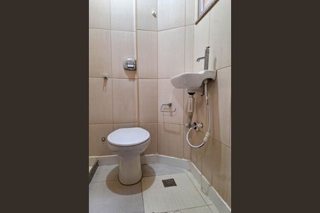 Apartamento para alugar com 27m², 1 quarto e sem vaga Apartamento para alugar com 27m², 1 quarto e sem vagaBanheiro