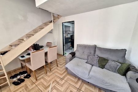 Sala de casa para alugar com 2 quartos, 60m² em Chácaras Arcampo, Duque de Caxias