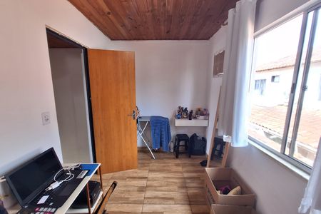 Casa para alugar com 60m², 2 quartos e 2 vagas Casa para alugar com 60m², 2 quartos e 2 vagasQuarto 2