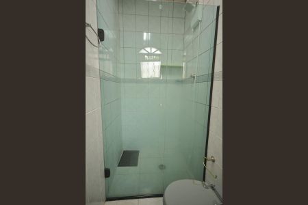 Casa à venda com 228m², 3 quartos e 2 vagasBanheiro da Suíte 