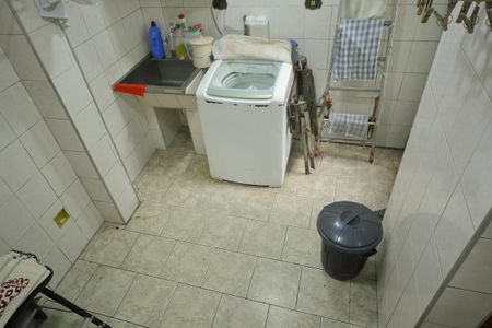 Casa à venda com 228m², 3 quartos e 2 vagasÁrea de Serviço