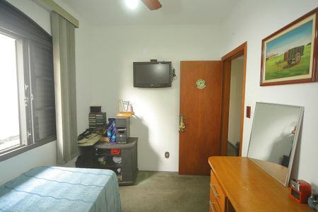 Casa à venda com 228m², 3 quartos e 2 vagasQuarto 3