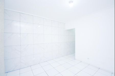 Sala de casa para alugar com 2 quartos, 110m² em Cidade Parque Brasilia, Guarulhos