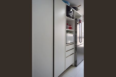 Apartamento para alugar com 181m², 3 quartos e 3 vagasCozinha