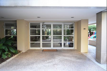 Apartamento para alugar com 181m², 3 quartos e 3 vagasEntrada do edifício