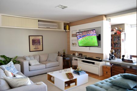 Apartamento para alugar com 181m², 3 quartos e 3 vagasSala de estar