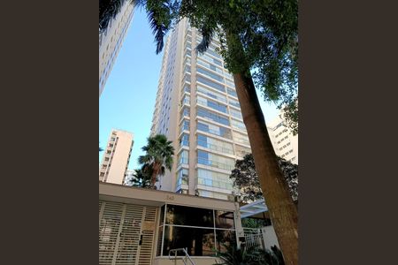Apartamento para alugar com 181m², 3 quartos e 3 vagas Apartamento para alugar com 181m², 3 quartos e 3 vagasFachada