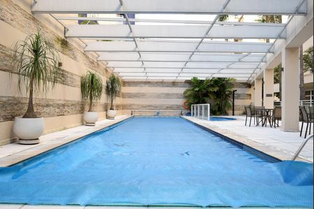 Apartamento para alugar com 181m², 3 quartos e 3 vagasPiscina