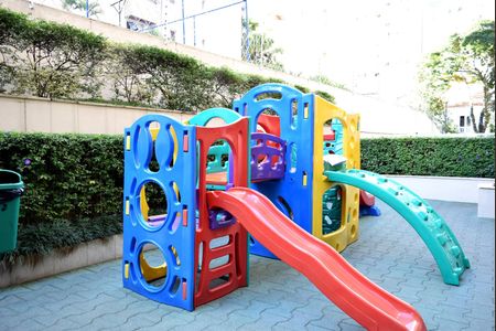 Apartamento para alugar com 181m², 3 quartos e 3 vagasPlayground
