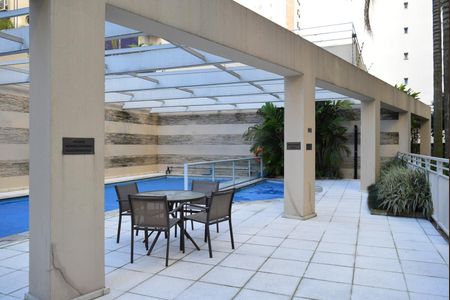 Apartamento para alugar com 181m², 3 quartos e 3 vagasPiscina