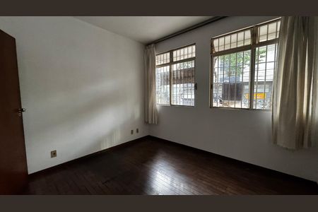 Apartamento à venda com 125m², 3 quartos e 1 vaga Apartamento à venda com 125m², 3 quartos e 1 vagaSala