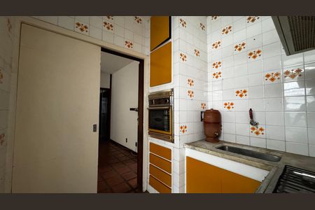 Apartamento à venda com 125m², 3 quartos e 1 vaga Apartamento à venda com 125m², 3 quartos e 1 vagaCozinha