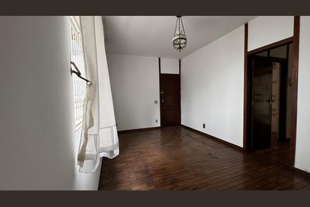 Apartamento à venda com 125m², 3 quartos e 1 vaga Apartamento à venda com 125m², 3 quartos e 1 vagaSala