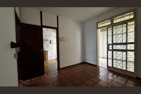 Apartamento à venda com 125m², 3 quartos e 1 vaga Apartamento à venda com 125m², 3 quartos e 1 vagaSala