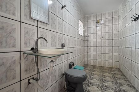 Casa para alugar com 120m², 3 quartos e 1 vaga Casa para alugar com 120m², 3 quartos e 1 vagaBanheiro