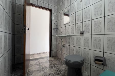 Casa para alugar com 120m², 3 quartos e 1 vaga Casa para alugar com 120m², 3 quartos e 1 vagaBanheiro