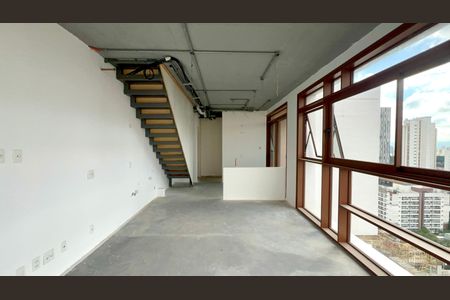 Apartamento à venda com 90m², 1 quarto e 1 vagaSala