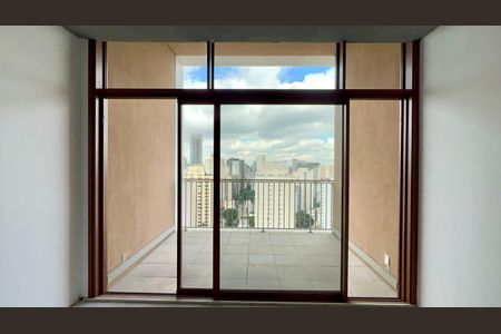 Apartamento à venda com 84m², 1 quarto e 1 vagaVaranda