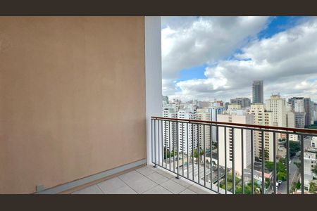 Apartamento à venda com 84m², 1 quarto e 1 vagaVaranda