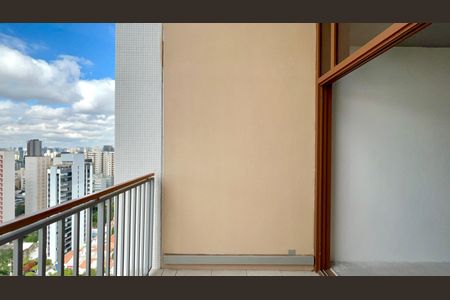 Apartamento à venda com 86m², 1 quarto e 1 vagaVaranda