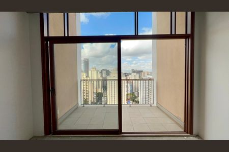 Apartamento à venda com 86m², 1 quarto e 1 vagaVaranda