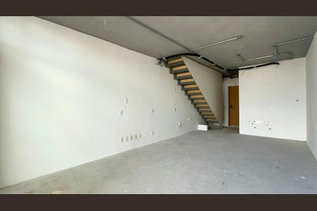 Apartamento à venda com 86m², 1 quarto e 1 vagaSala
