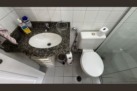 Apartamento à venda com 50m², 2 quartos e 1 vaga Apartamento à venda com 50m², 2 quartos e 1 vagaBanheiro