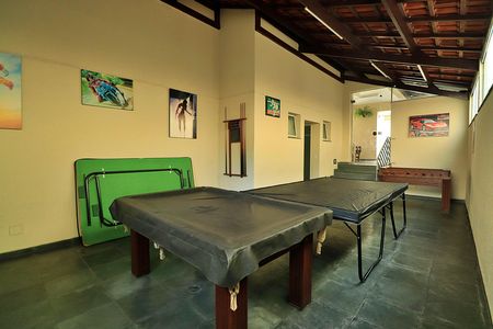 Apartamento à venda com 50m², 2 quartos e 1 vaga Apartamento à venda com 50m², 2 quartos e 1 vagaSalão de jogos