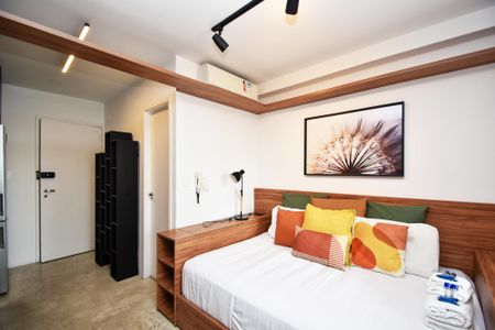 Sala / quarto de kitnet/studio à venda com 1 quarto, 27m² em Jardim Paulistano, São Paulo