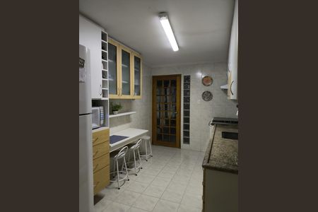 Cozinha de apartamento à venda com 3 quartos, 100m² em Jardim São Paulo, São Paulo