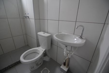Banheiro Social de apartamento para alugar com 2 quartos, 134m² em Jacarepaguá, Rio de Janeiro