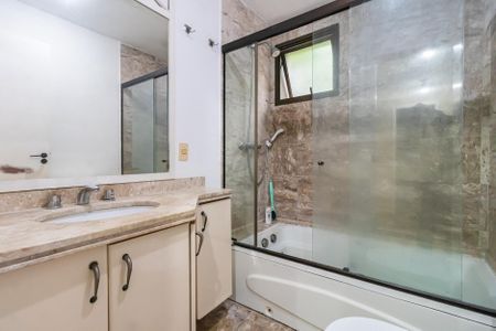 Apartamento para alugar com 170m², 3 quartos e 3 vagasBanheiro da Suíte 3