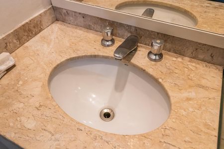 Apartamento para alugar com 170m², 3 quartos e 3 vagasBanheiro da Suíte 2