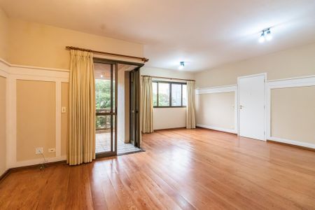 Apartamento para alugar com 170m², 3 quartos e 3 vagasSala