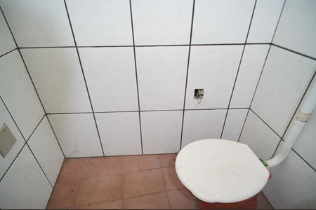 Banheiro de kitnet/studio para alugar com 1 quarto, 50m² em Walderez, Sapucaia do Sul
