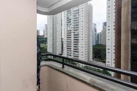 Varanda de apartamento para alugar com 2 quartos, 48m² em Cidade Monções, São Paulo