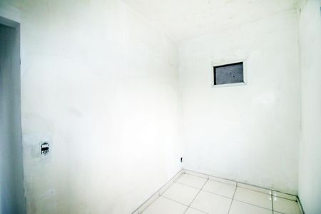 Quarto 2 de casa à venda com 2 quartos, 60m² em Irajá, Rio de Janeiro