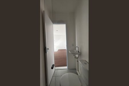 Apartamento para alugar com 39m², 2 quartos e 1 vaga Apartamento para alugar com 39m², 2 quartos e 1 vagaBanheiro