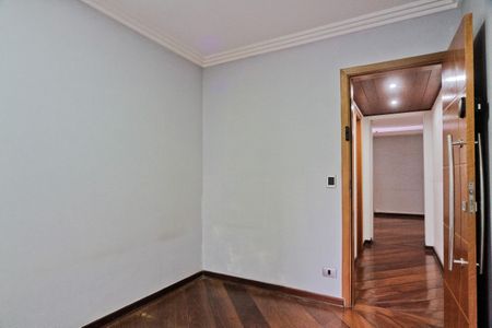 Apartamento à venda com 103m², 3 quartos e 2 vagasQuarto 2