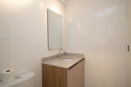 Banheiro de kitnet/studio para alugar com 1 quarto, 32m² em Picanço, Guarulhos