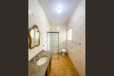 Casa à venda com 100m², 2 quartos e 1 vaga Casa à venda com 100m², 2 quartos e 1 vagaBanheiro
