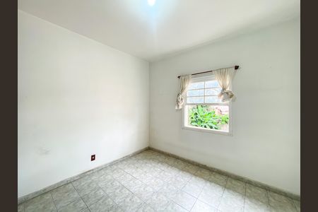 Casa à venda com 100m², 2 quartos e 1 vaga Casa à venda com 100m², 2 quartos e 1 vagaQuarto 1