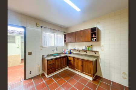 Casa à venda com 100m², 2 quartos e 1 vaga Casa à venda com 100m², 2 quartos e 1 vagaCozinha